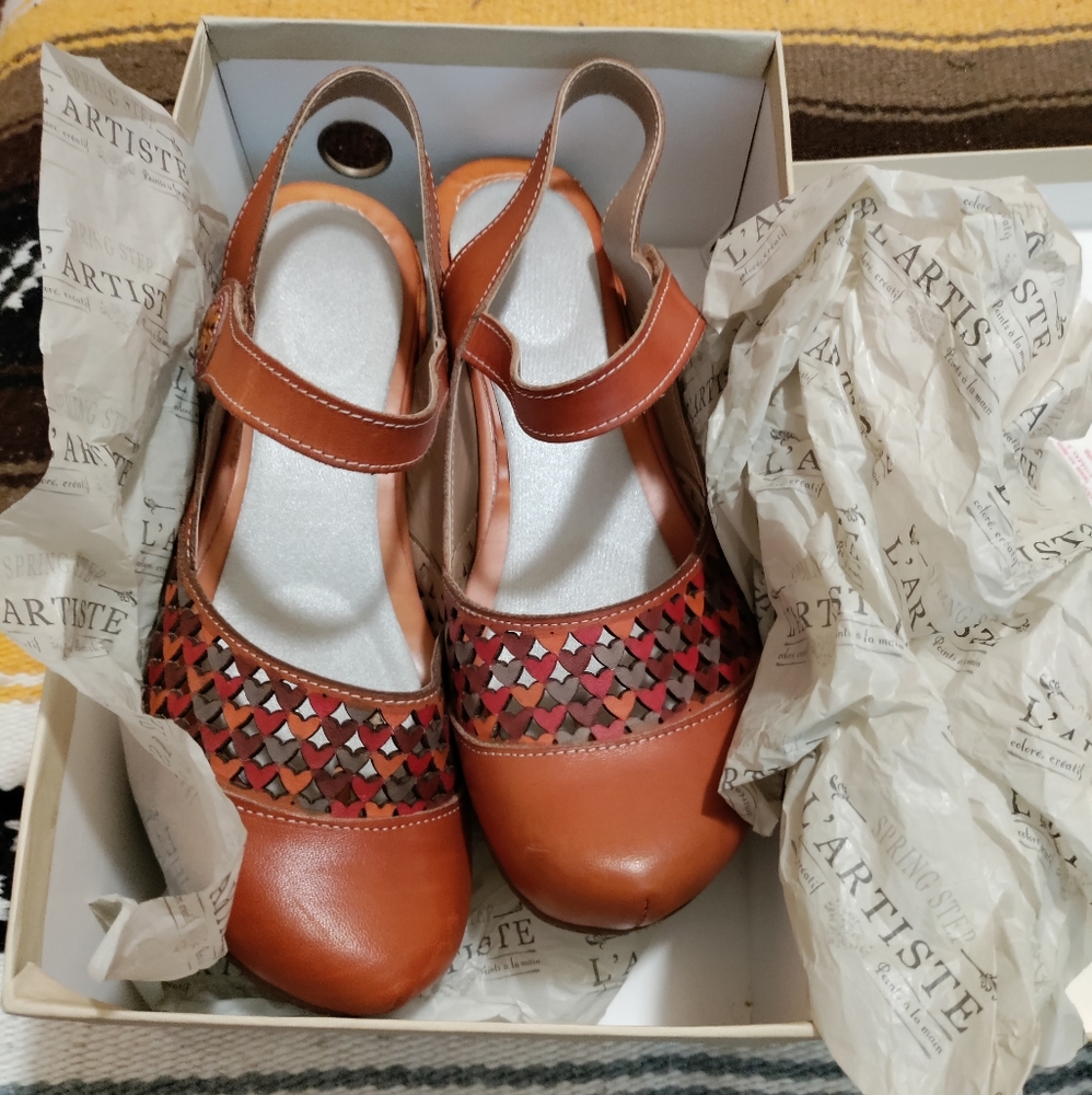 L"artiste Mary Jane shoes